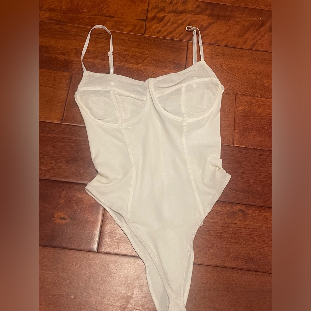 Princess Polly Bodysuit - worn twice